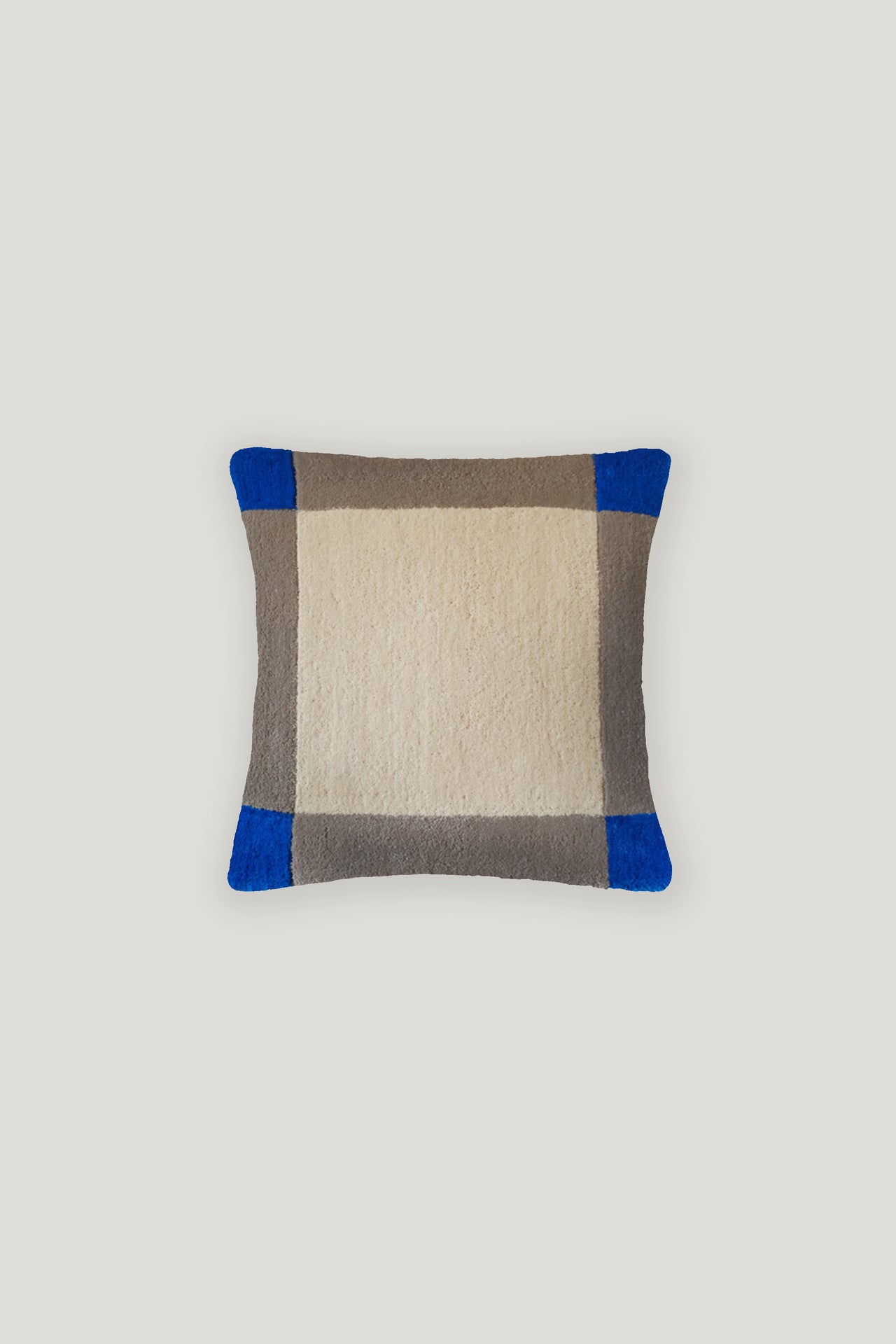 Cushion 010