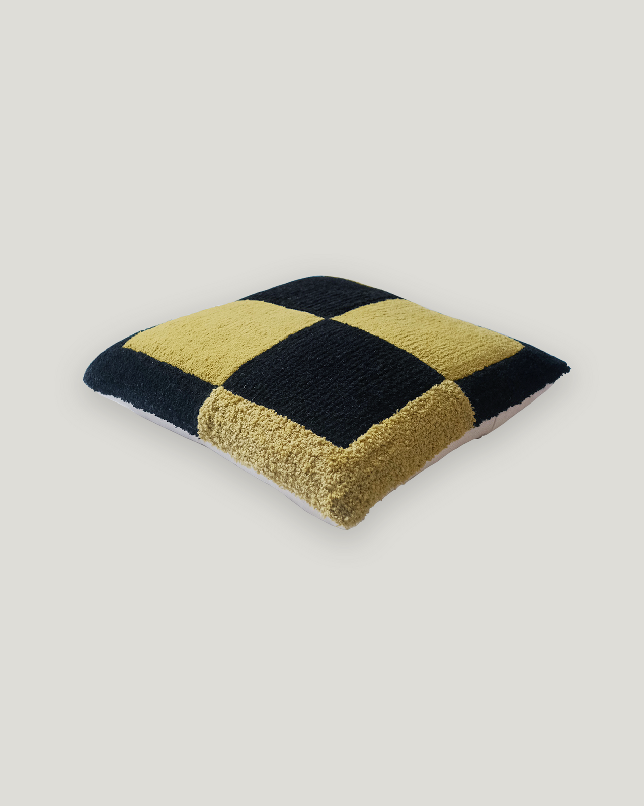 Cushion 013