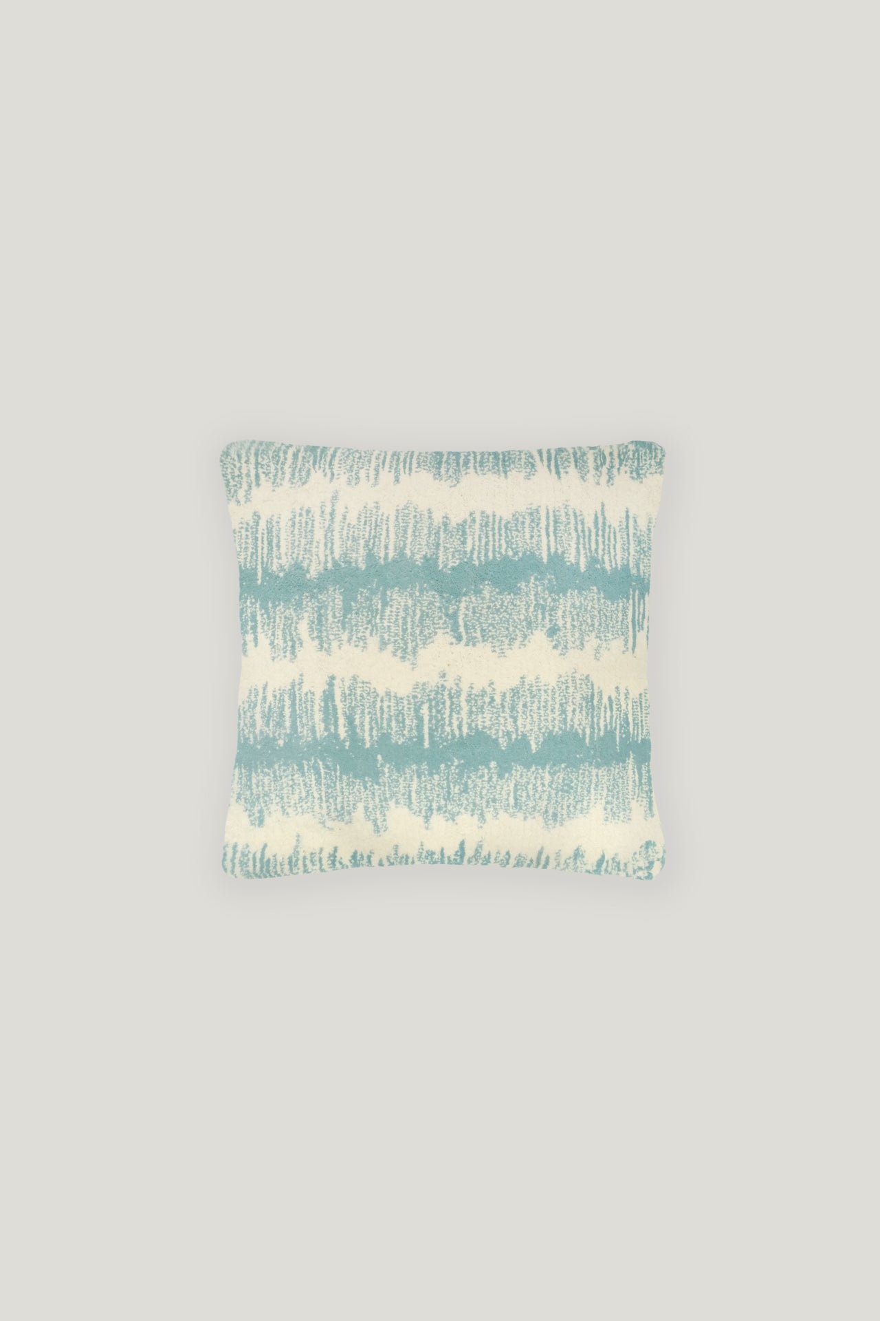 Cushion 028 - Ice blue/cream