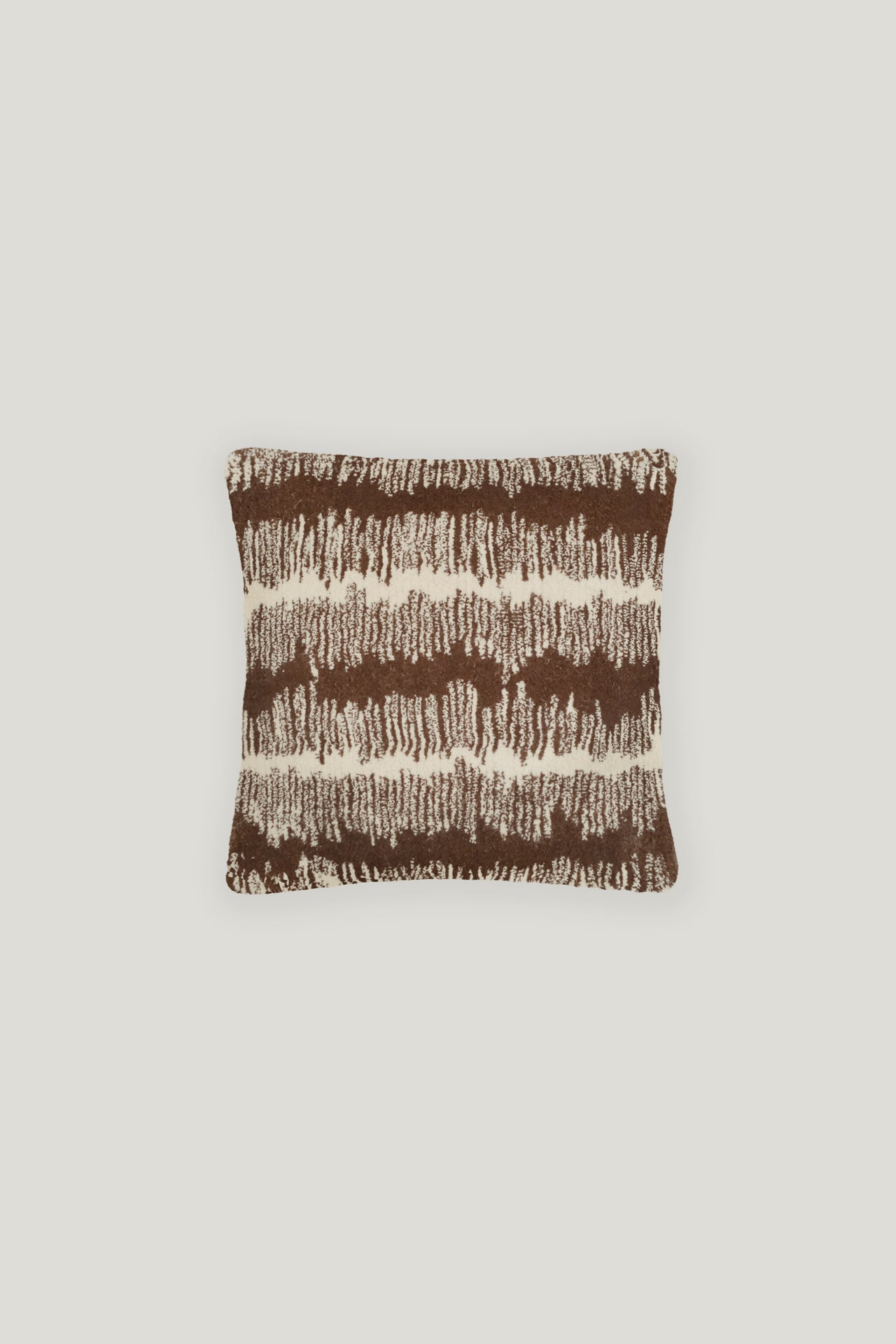 Cushion 028 - Brown/cream