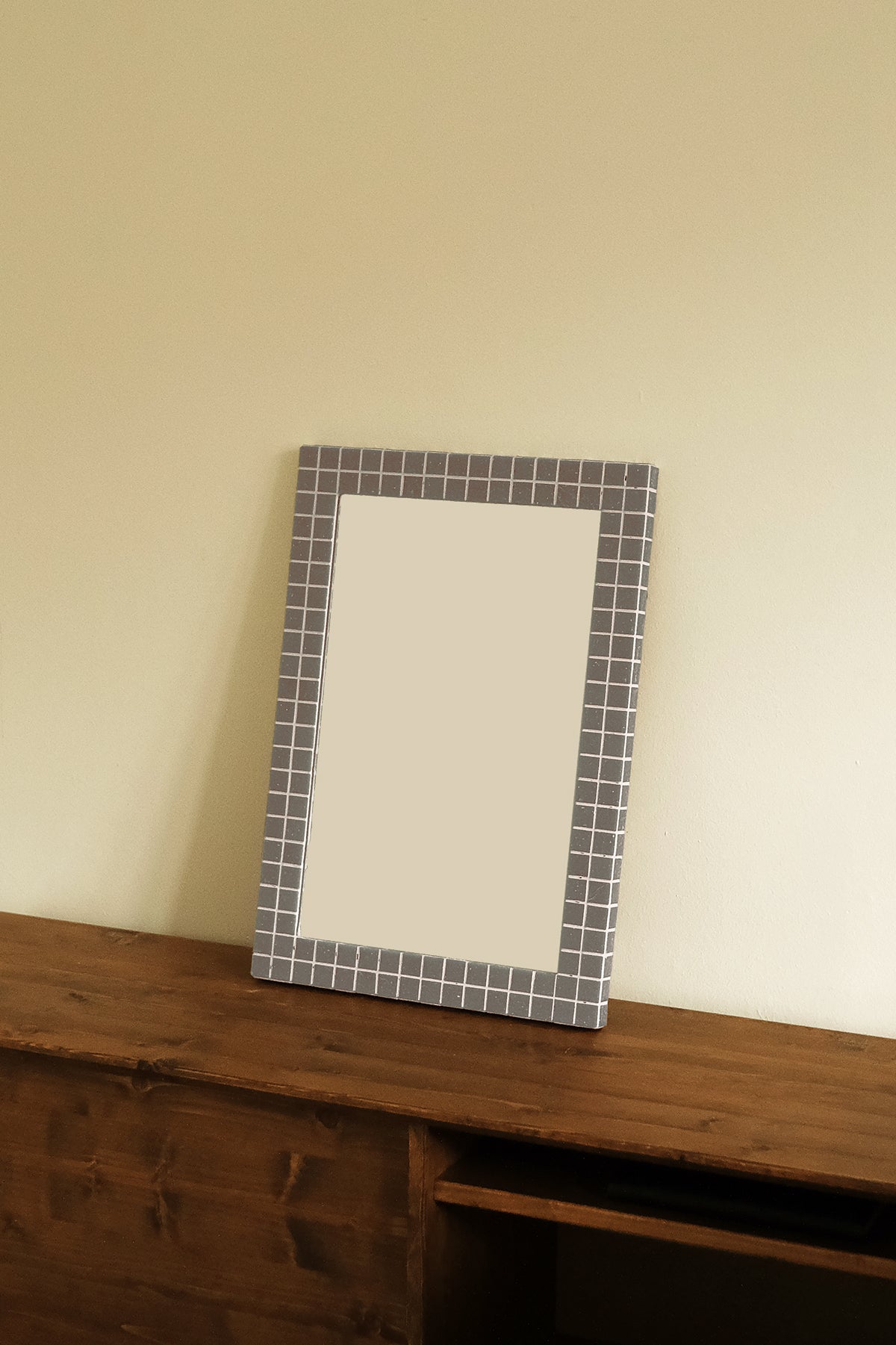 Pool wall mirror - grey