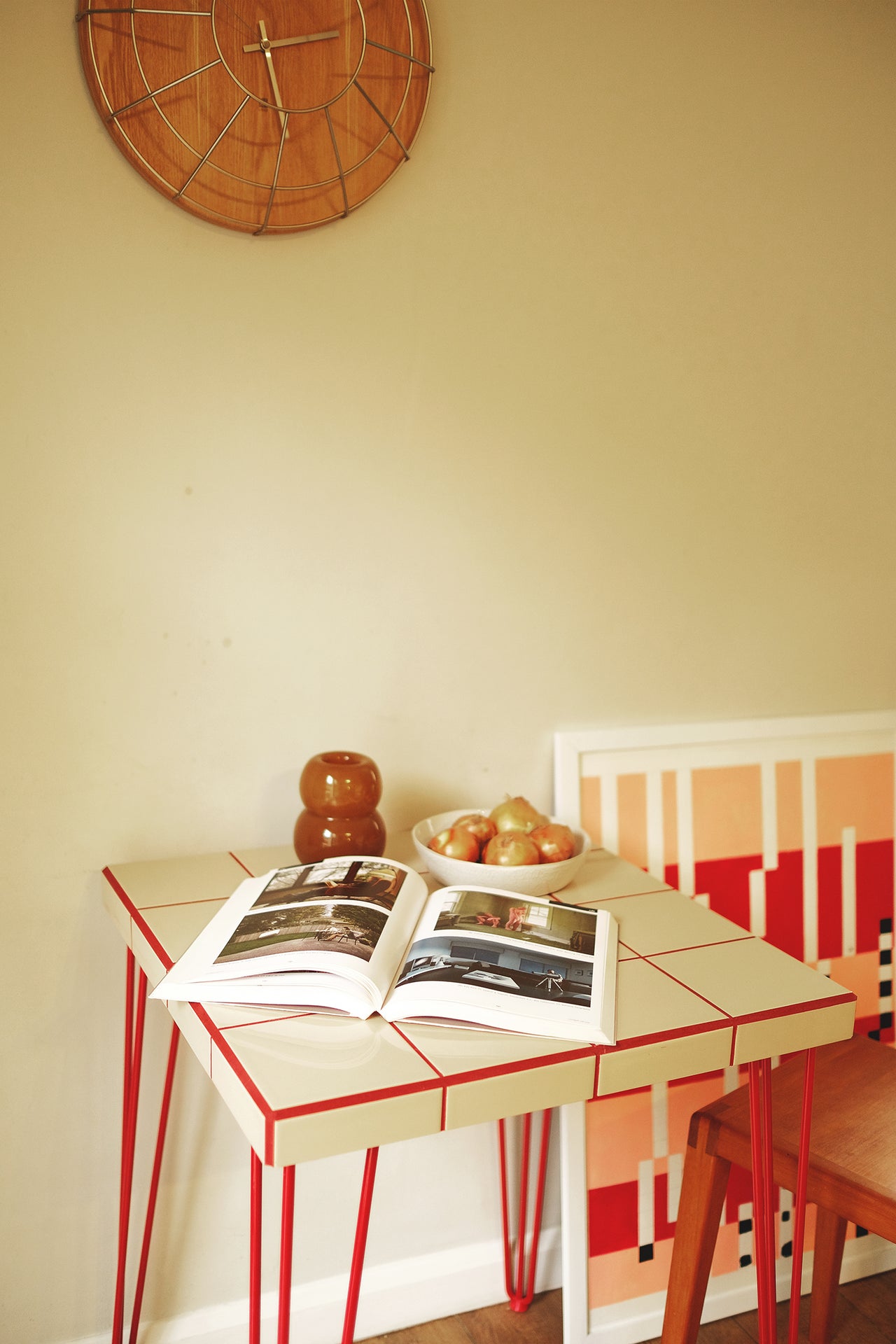 Bistro Table - Beige/Red Sample